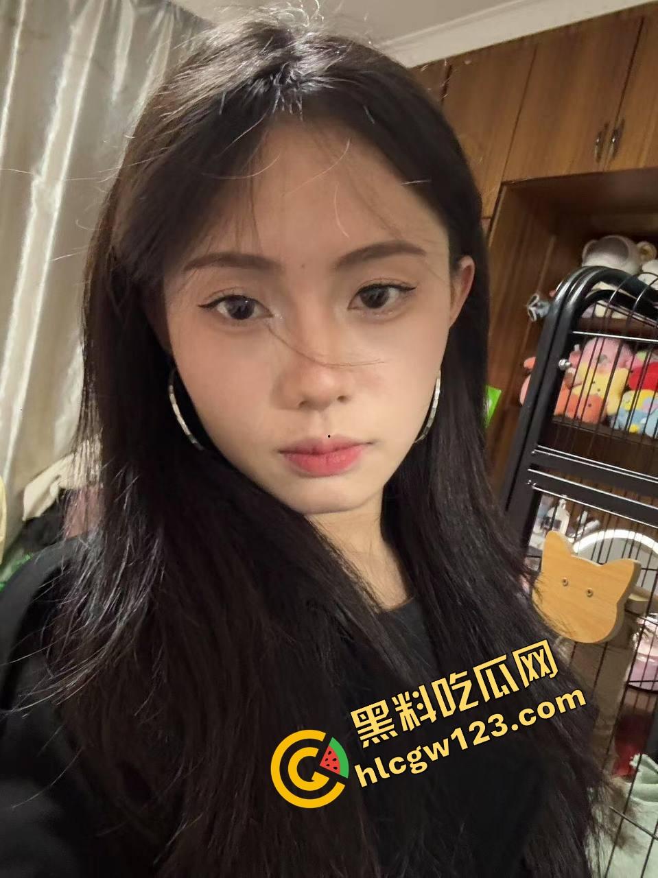 海角大神奶子即正义，巨乳人妻戴肛塞乳交爆操，高潮8次喷湿床单，深喉震阴连干差点晕厥！-5