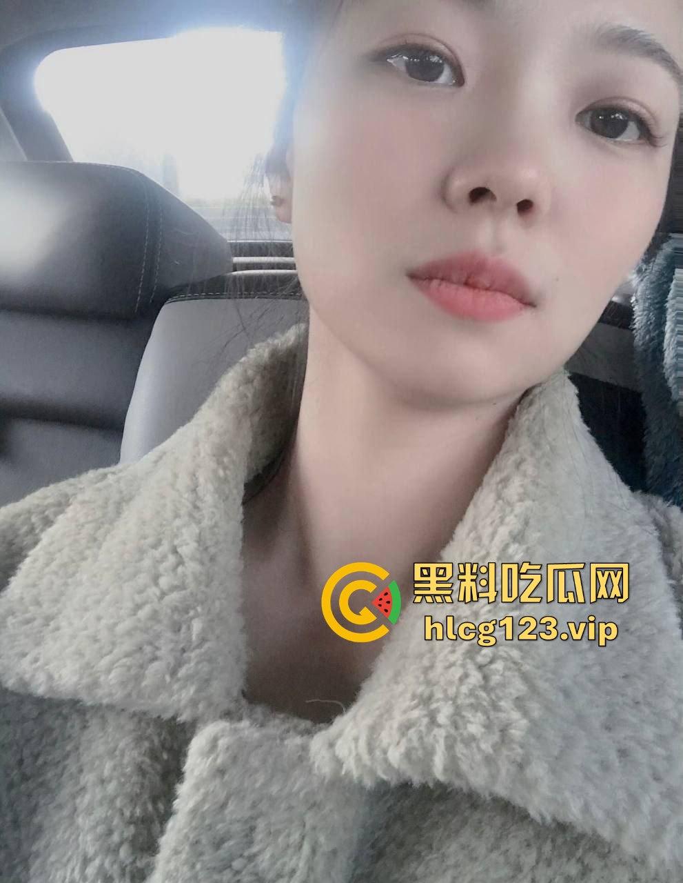 济南舞蹈老师冉冉，自拍展示御姐风骚身材，小穴撩人，真想掀起裙子猛操一顿！-4