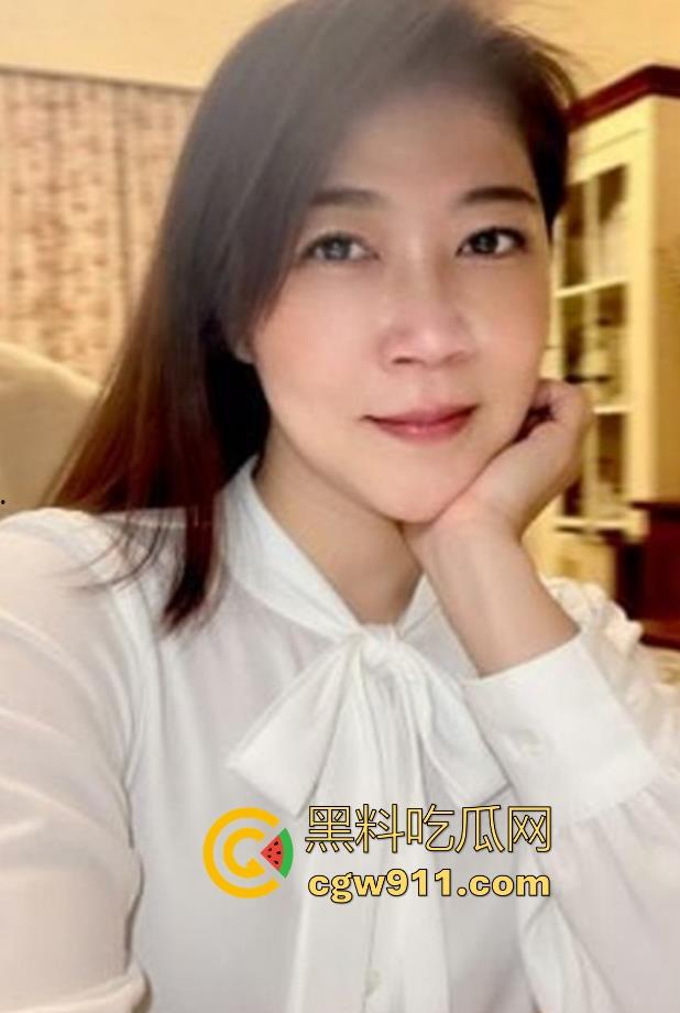 语音通话指导我操老妈，一边听着，一边指挥，骂老妈是骚逼，刺激到下边湿的一塌糊涂！-3