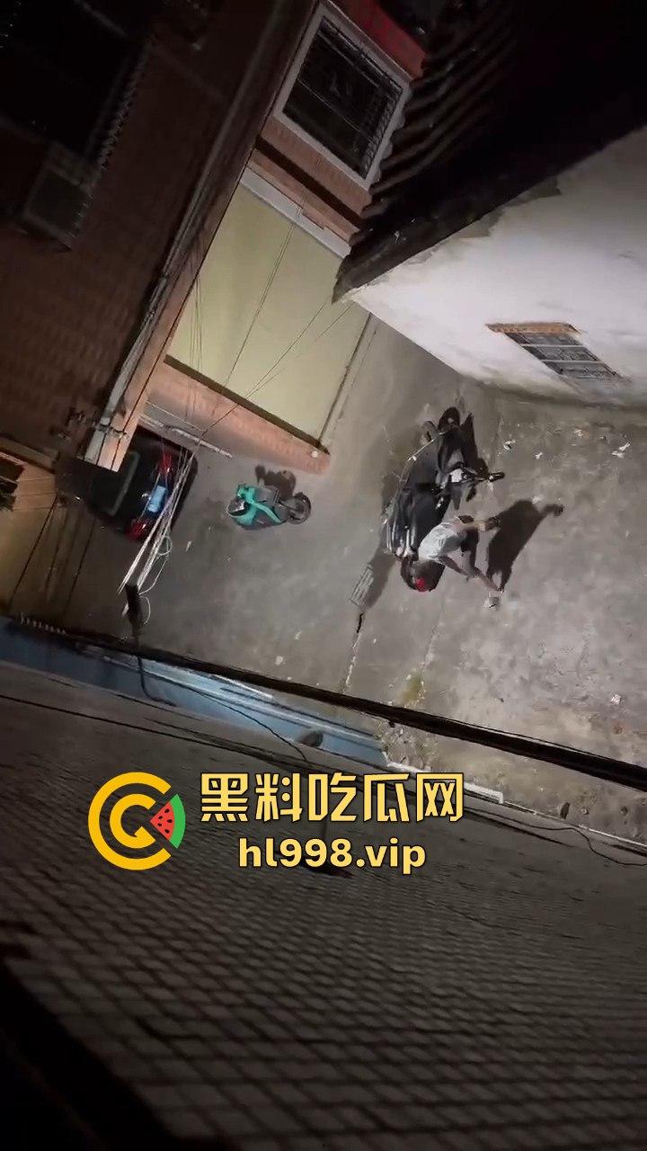 汕尾海丰惊现亲戚大瓜！男人辛苦赚钱，老婆却跟表哥偷情钓鱼，怒砸表哥车！-3