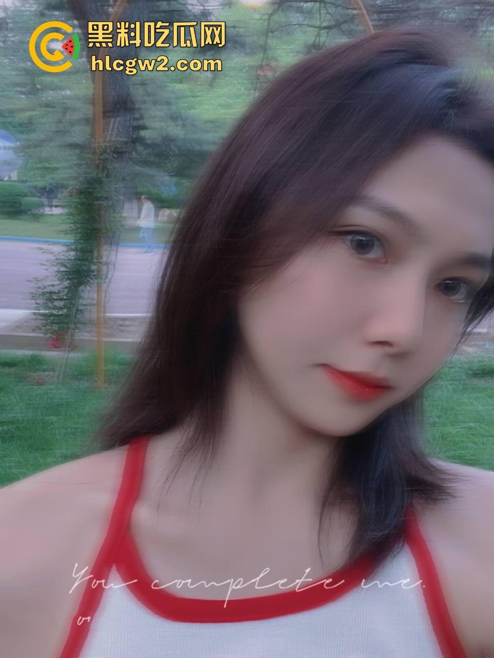 山西太原15中实习教师【童佳琪】骚浪视频泄露 私密视频中跪舔肉棒被操哭，娇喘浪叫浪得像条狗！-14