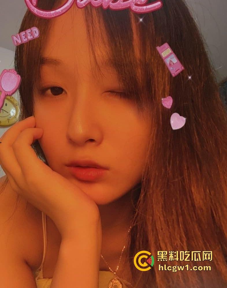 株洲清纯大学妹【李银圆】被男友拉进酒店爆操！视频流出，清纯外表背后骚得不行！-2