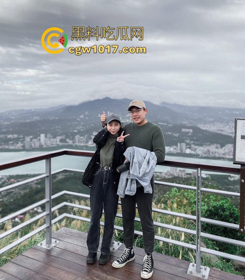 真的痛恨每个操大奶的人！36E细腰肥臀的极品尤物身上骑，无套中出粉嫩小穴，骚的还那么反差，真是羡慕！-1