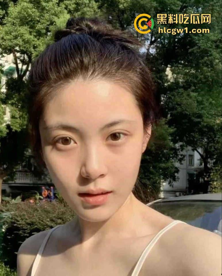 株洲清纯大学妹【李银圆】被男友拉进酒店爆操！视频流出，清纯外表背后骚得不行！-11