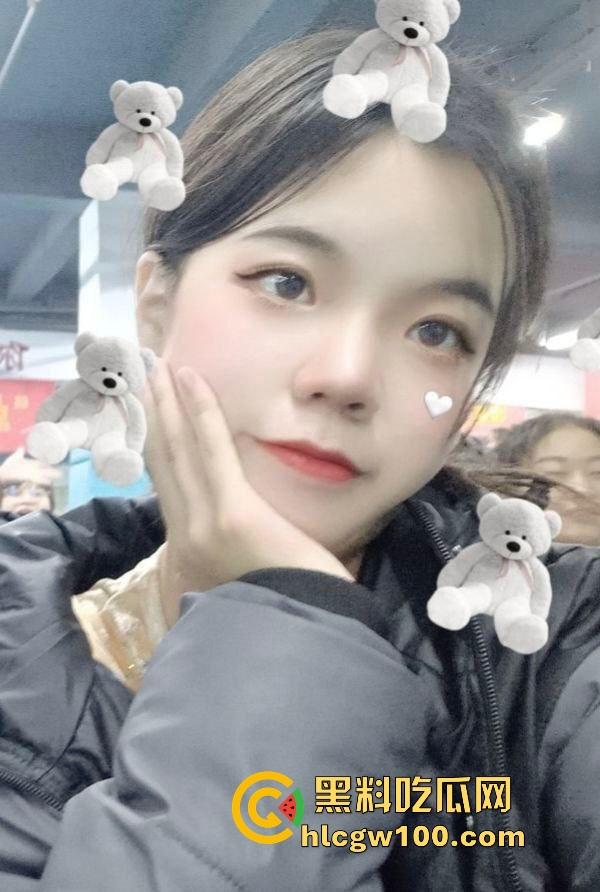 沧州大学生【胡莹】被玩成母狗，开房一秒都忍不了直接求插，外表清纯内心骚浪，被SM调教得乖到不行！-2