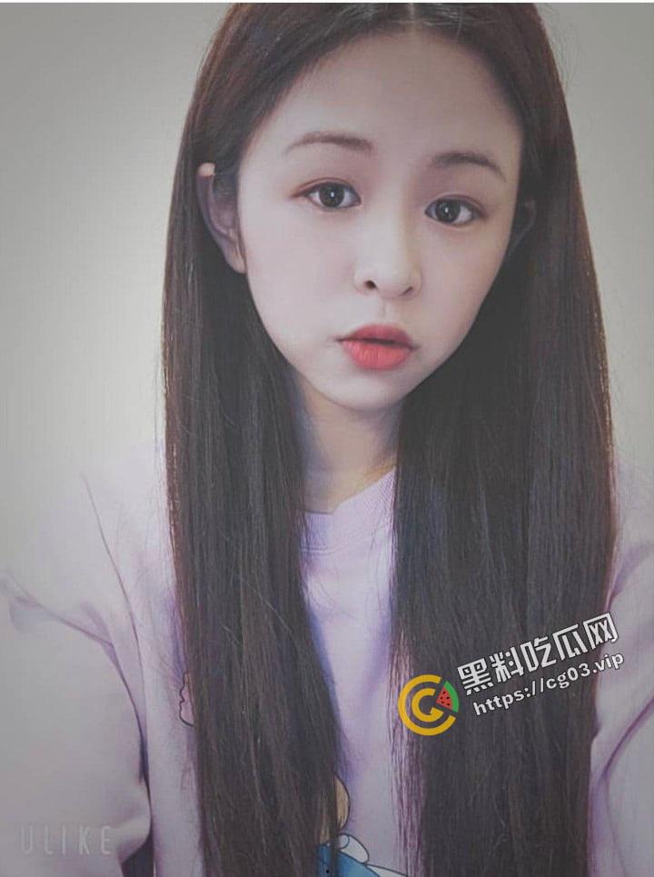 浴血奋战！台湾中山大学 纹身叛逆小妹开房与炮友大玩性爱自拍 年轻人玩的激情 月经期间强闯红灯干-1