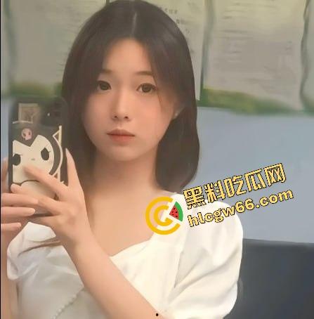 山东临沂大学巨乳学妹【徐婕】胸大无脑成炮友提款机，粉嫩紧穴夹到爆，手交挡精母狗命摆烂了！-3