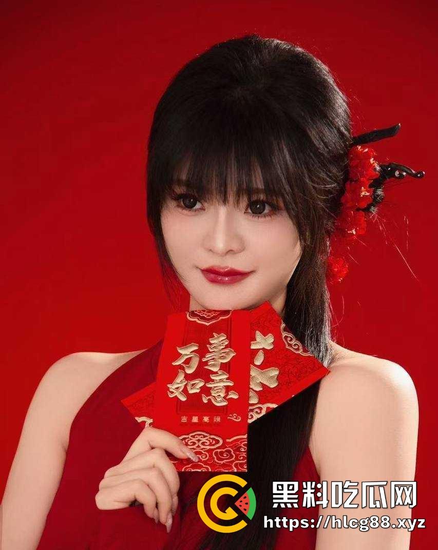 广东37岁【韩雨伶】黑丝调教伺候金主，粉逼熟女勾得爷们儿钱包大出血 独家曝光！-11