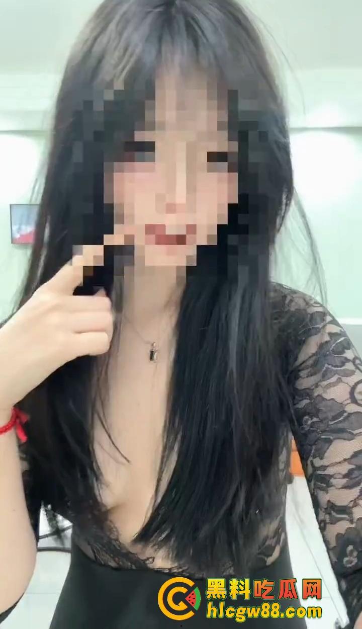 江苏05后小M投稿骚瓜,被主人甩后找新主,舌功A+奶子B,才艺视频看得让人鸡巴硬爆!-6