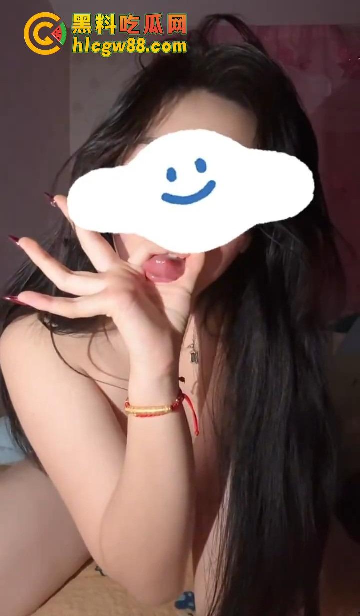 江苏05后小M投稿骚瓜,被主人甩后找新主,舌功A+奶子B,才艺视频看得让人鸡巴硬爆!-15