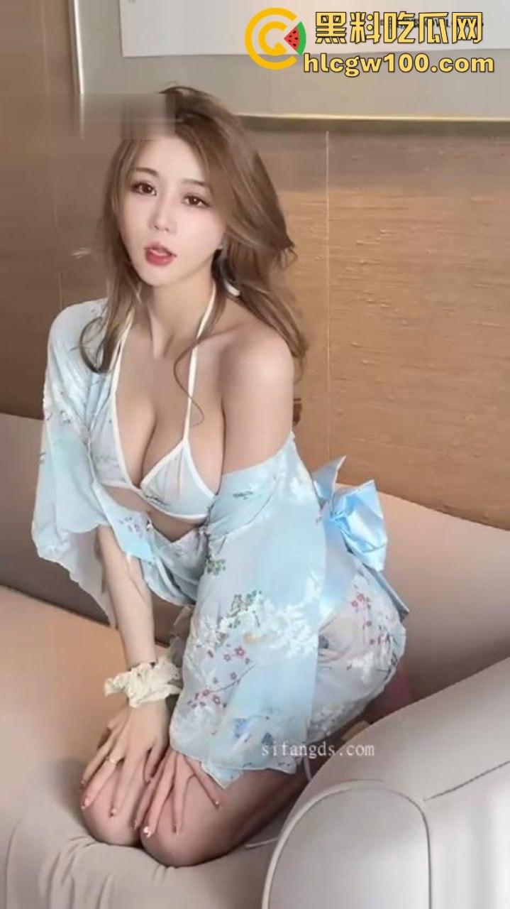 秀人网巨乳之神【高梓萱】大尺度浴室骚拍流出 天生骚货圣体 殿堂级大奶淫惑众生-11