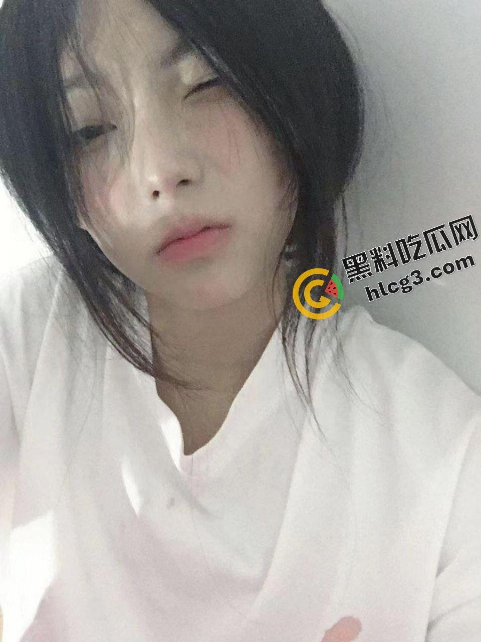 上海00年『叶蓉蓉』沦为金钱奴隶！清纯女神小萝莉与金主爸爸口交私拍曝光，男友心碎成绿帽侠！-7