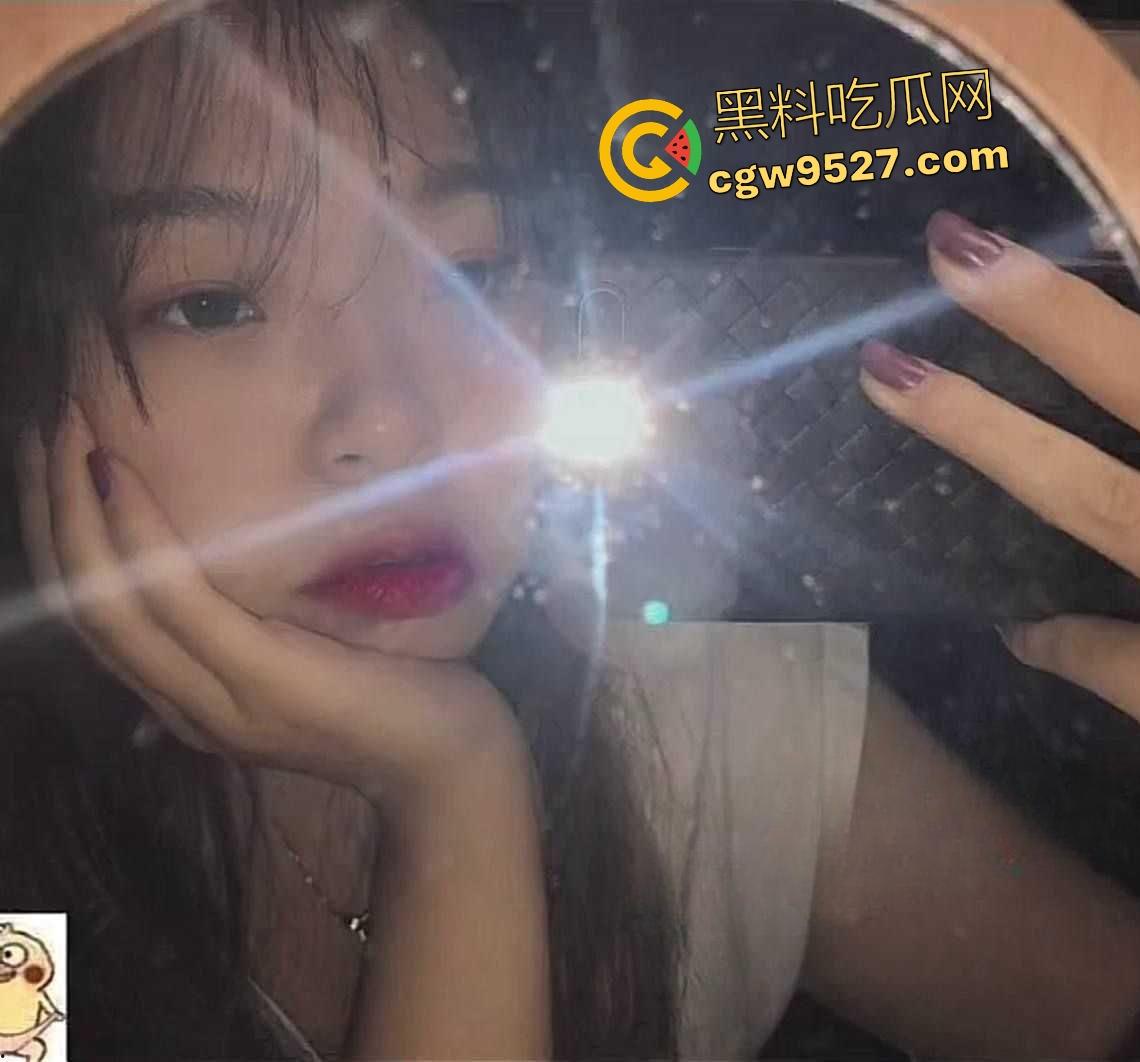 【Jenniebiu】出轨约炮自慰后不满还吃脚加餐，炮友短鸡巴慢插速度太慢，看来很难满足这骚逼！-3