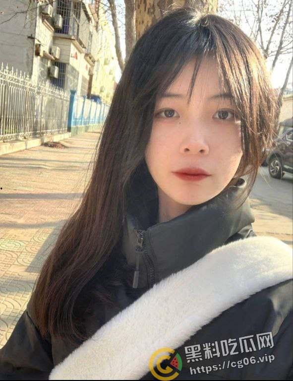 瓜友投稿！浙江大学文学系极品学生妹 拿奖学金就是为了跟男朋友出去开房 颜射 吞精 样样在行 学霸反差婊-1