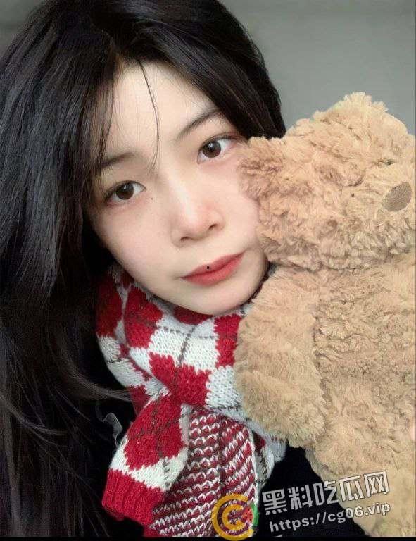 瓜友投稿！浙江大学文学系极品学生妹 拿奖学金就是为了跟男朋友出去开房 颜射 吞精 样样在行 学霸反差婊-3