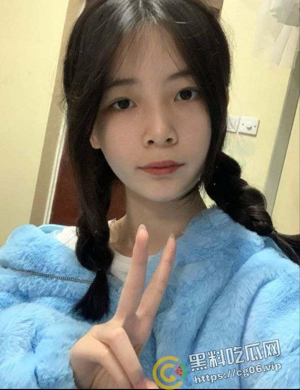 瓜友投稿！浙江大学文学系极品学生妹 拿奖学金就是为了跟男朋友出去开房 颜射 吞精 样样在行 学霸反差婊-4