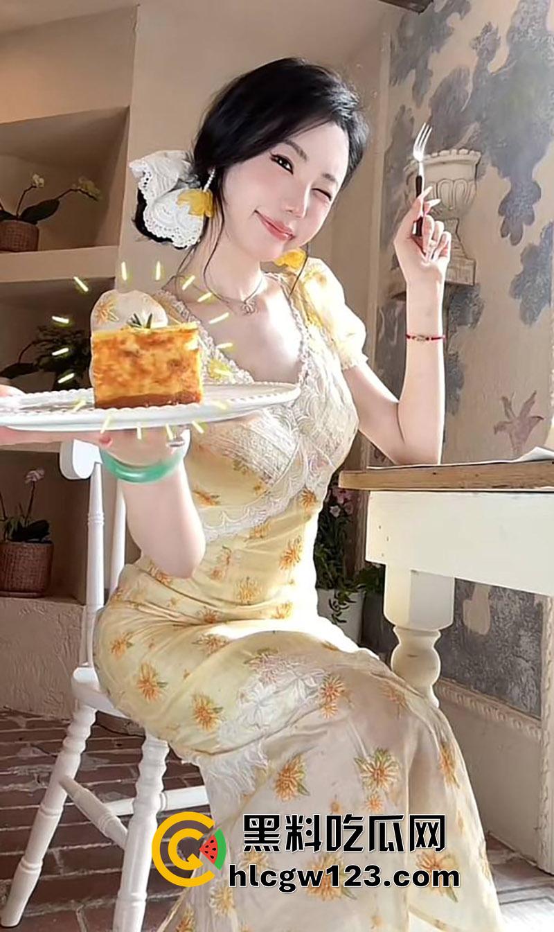 抖音服装界诈骗大神【Sun雅乔】,专坑无知小仙女,表面女神背地富人母狗,各种约炮群p淫荡至极!-9