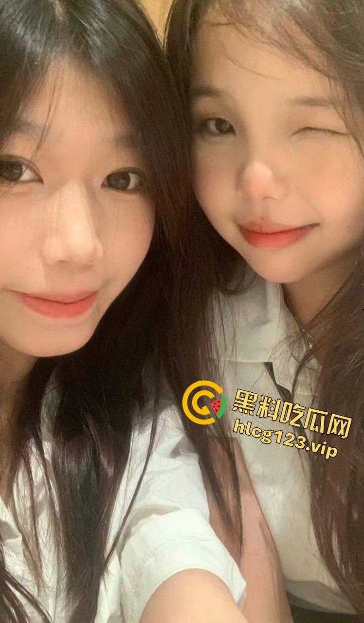 极品双马尾学生妹【欢欢】，甜美萝莉风格私下大反差！COS扮装直播裸舞让人把持不住！-25