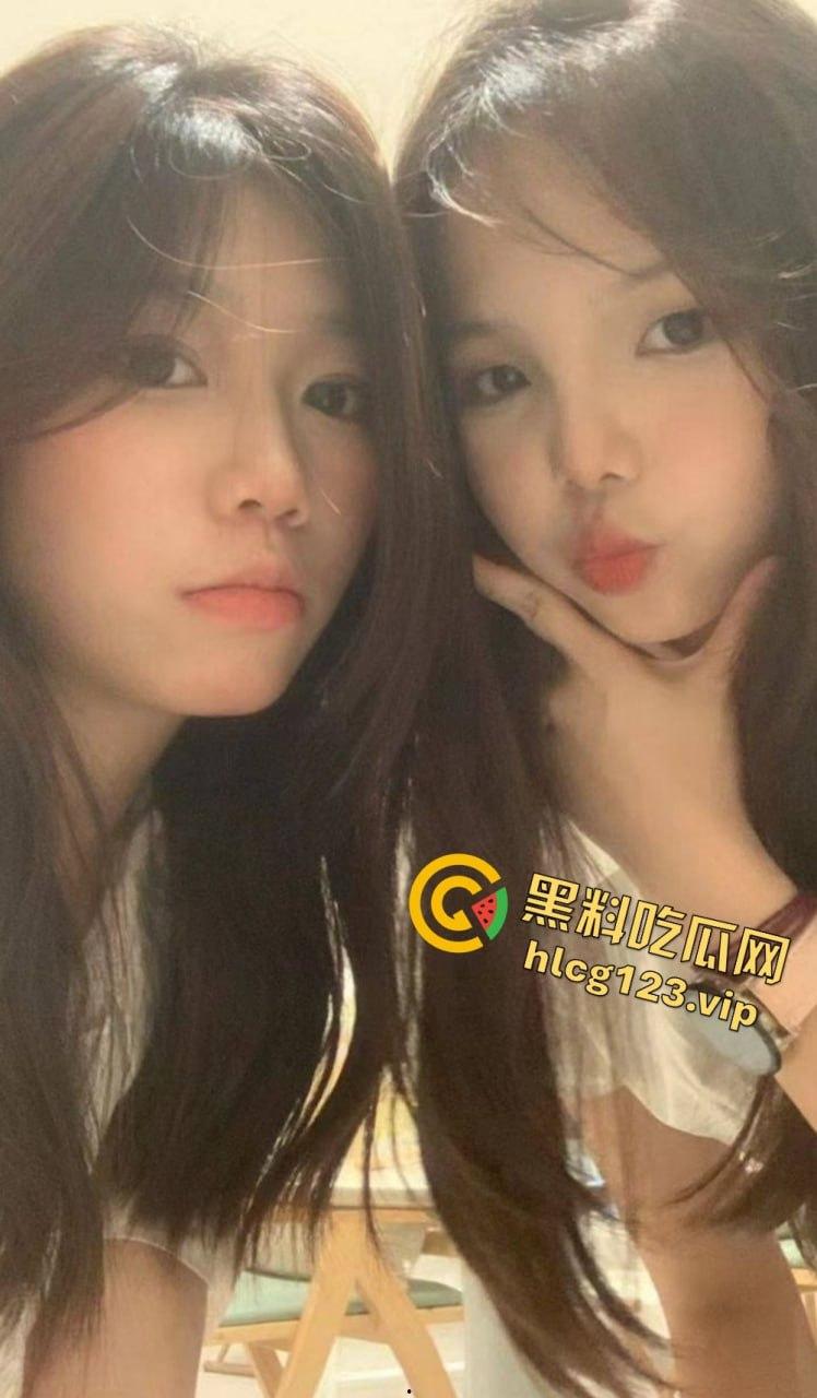 极品双马尾学生妹【欢欢】，甜美萝莉风格私下大反差！COS扮装直播裸舞让人把持不住！-31