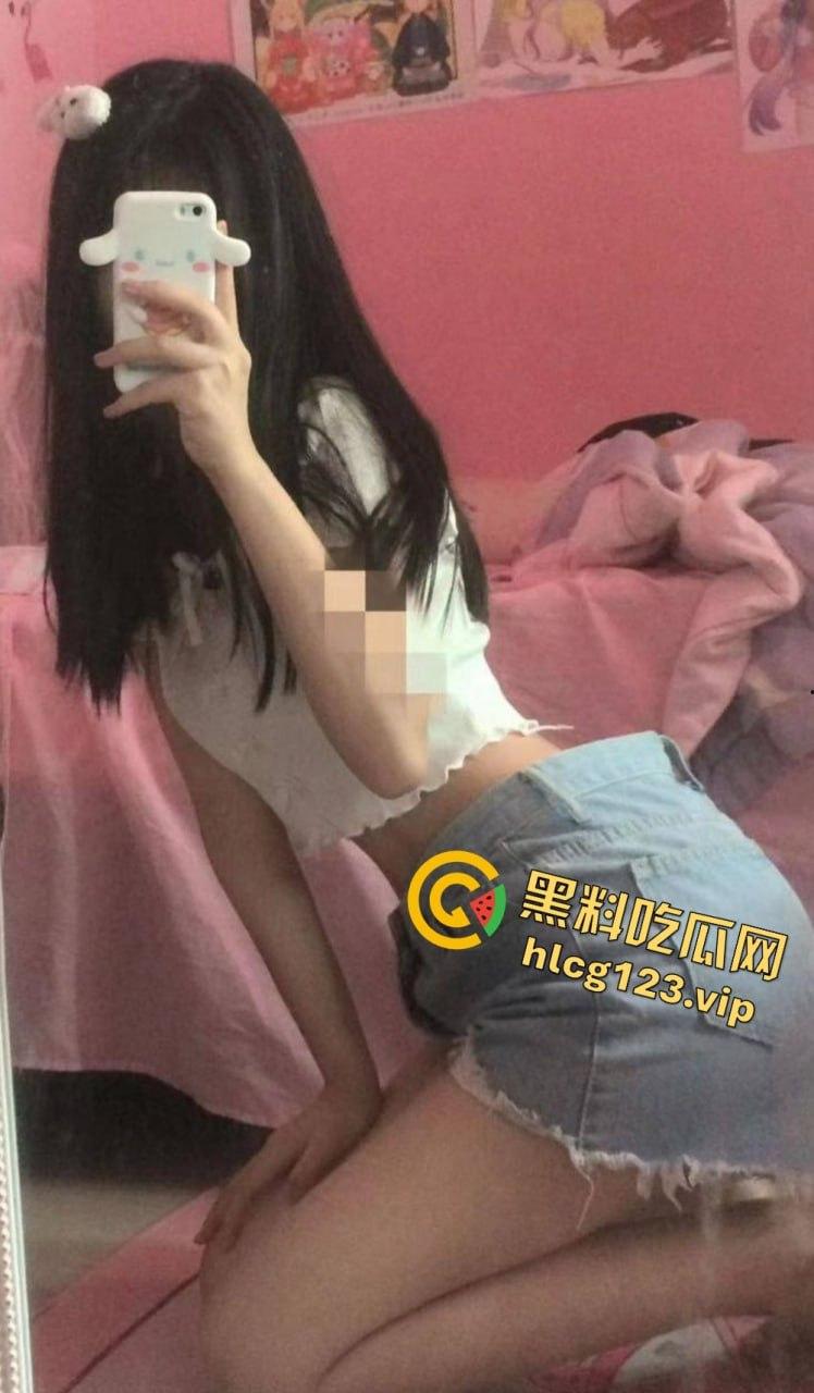 极品双马尾学生妹【欢欢】，甜美萝莉风格私下大反差！COS扮装直播裸舞让人把持不住！-35