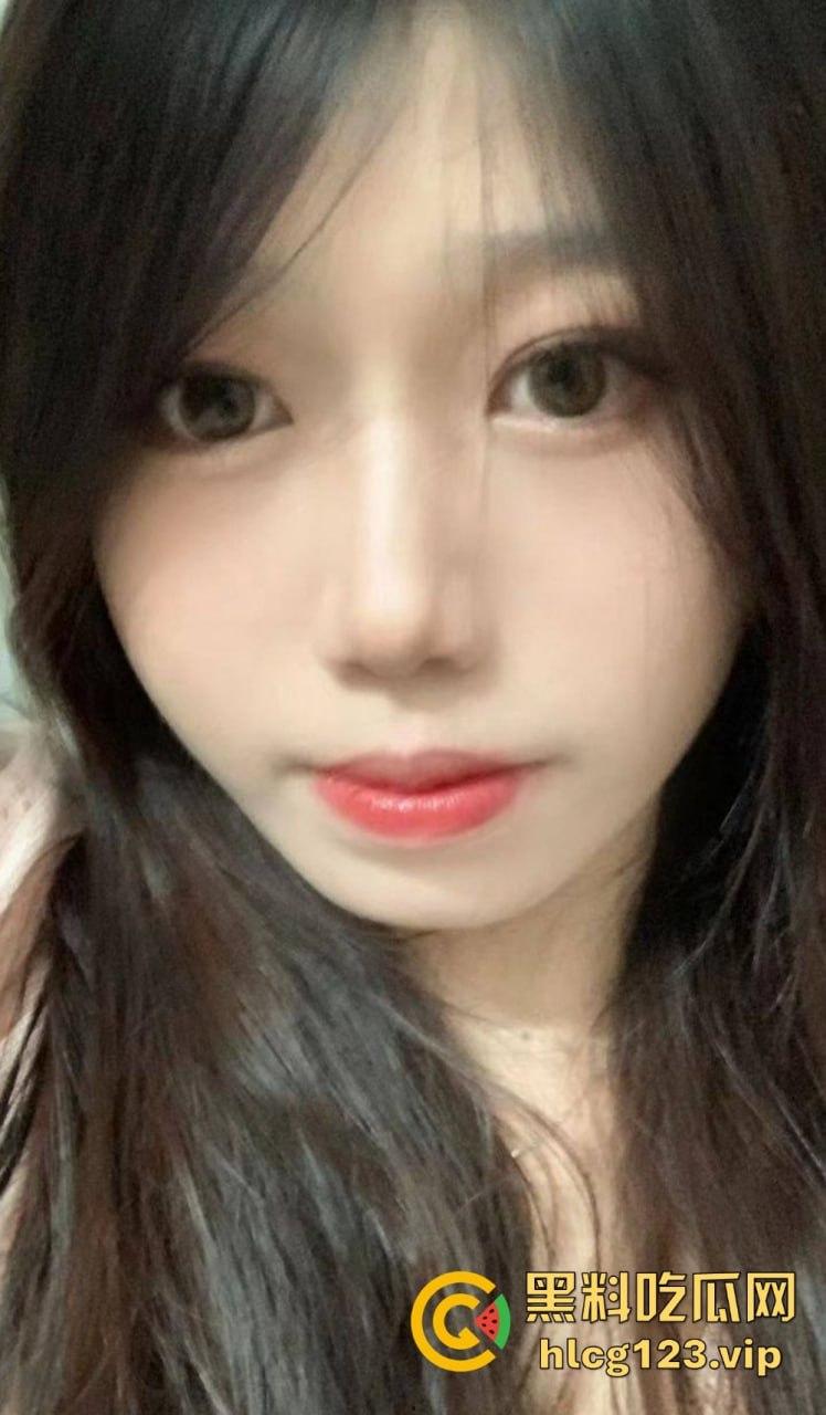 极品双马尾学生妹【欢欢】，甜美萝莉风格私下大反差！COS扮装直播裸舞让人把持不住！-37