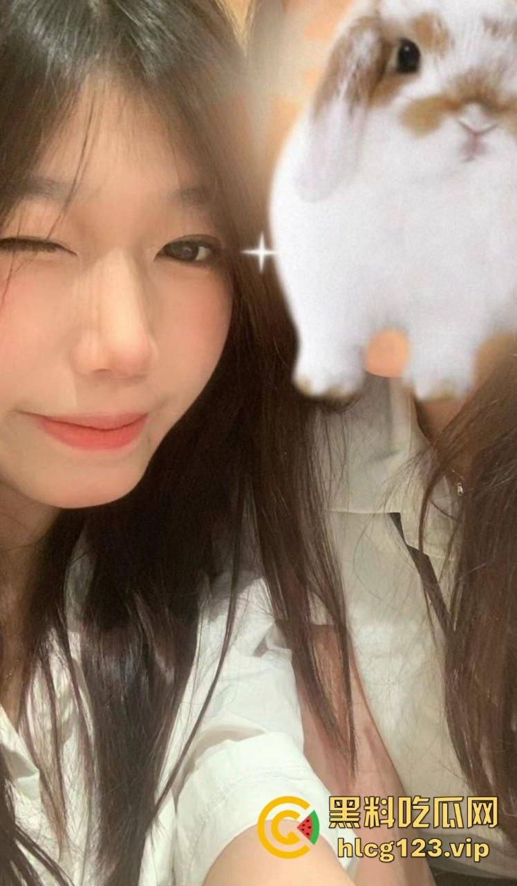 极品双马尾学生妹【欢欢】，甜美萝莉风格私下大反差！COS扮装直播裸舞让人把持不住！-41