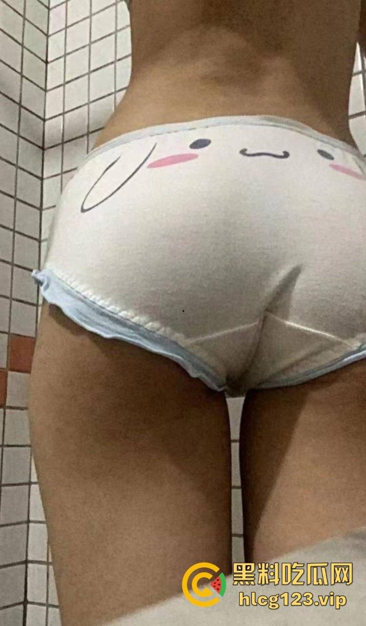 极品双马尾学生妹【欢欢】，甜美萝莉风格私下大反差！COS扮装直播裸舞让人把持不住！-43