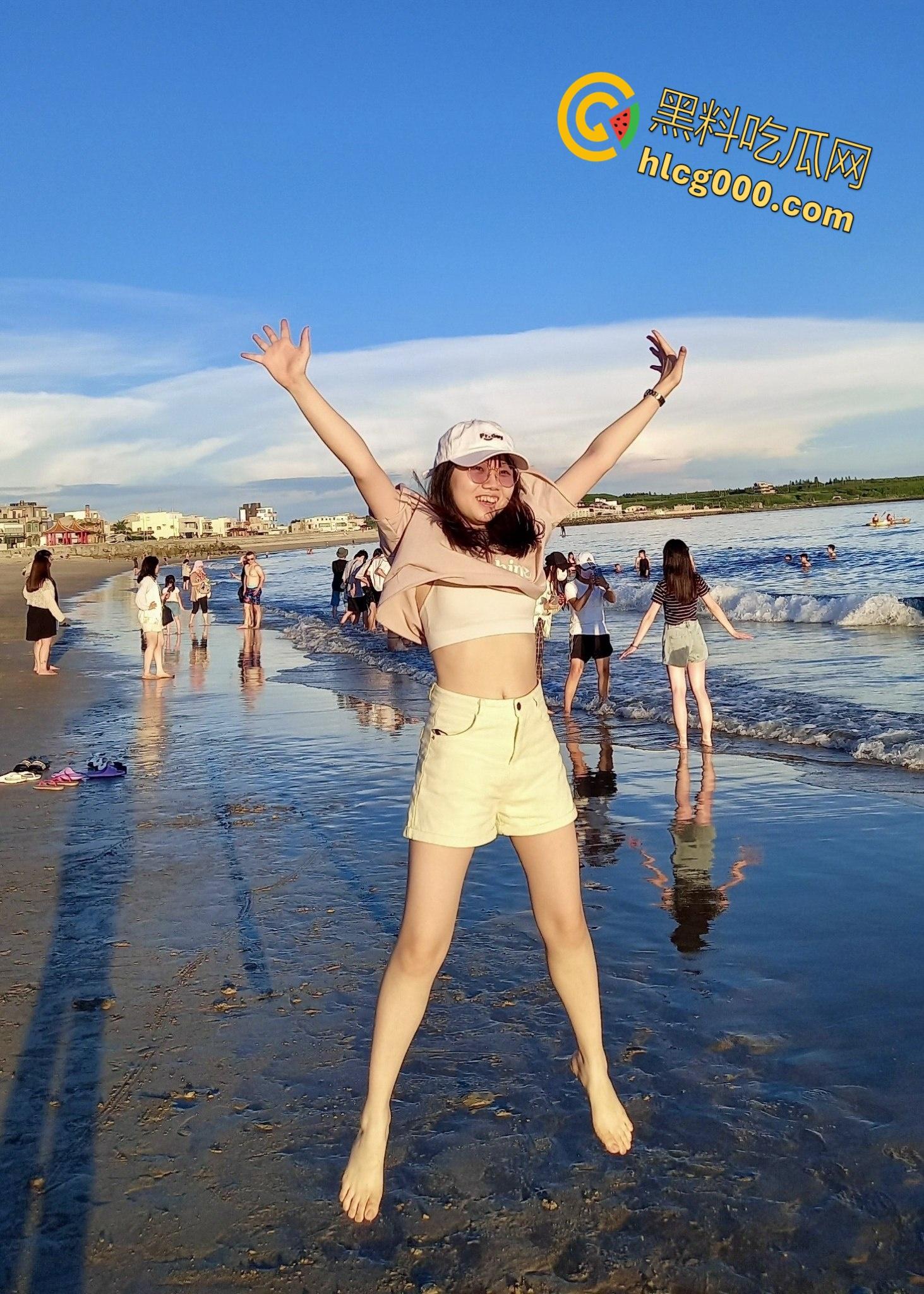 上海交通大学女大学生【余乐华】，被渣男网恋面基，强推调教良家小妹，带上眼罩秒变私人玩物 !-2