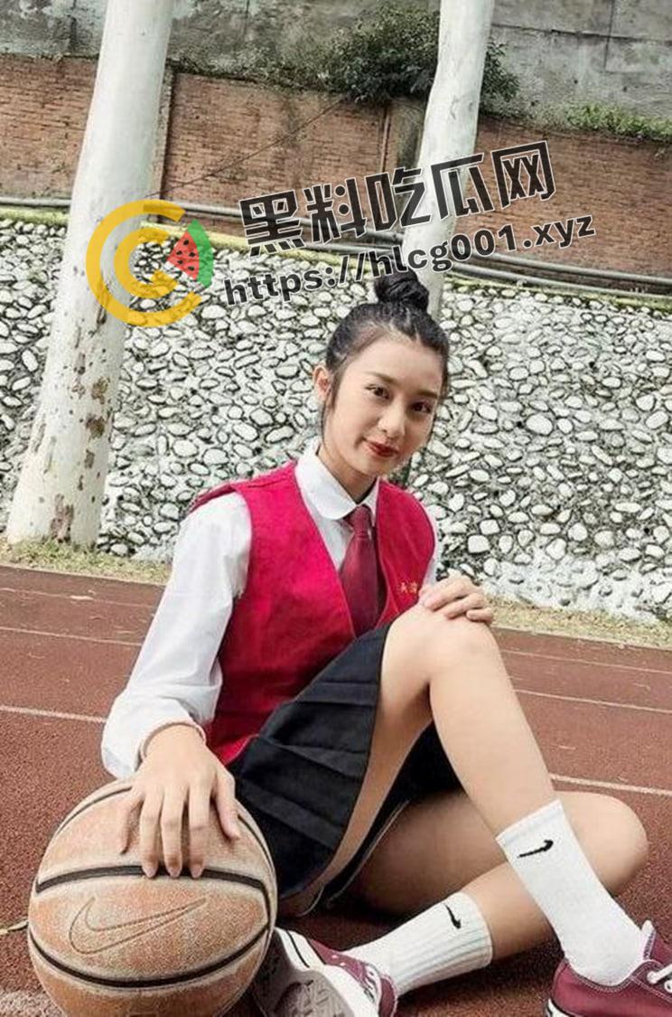 台湾亚洲小姐线上选秀 清纯小妹妹一步步陷入假评委的陷阱 挺着珠圆玉润的奶子扣逼到高潮 我看你挺享受啊-4