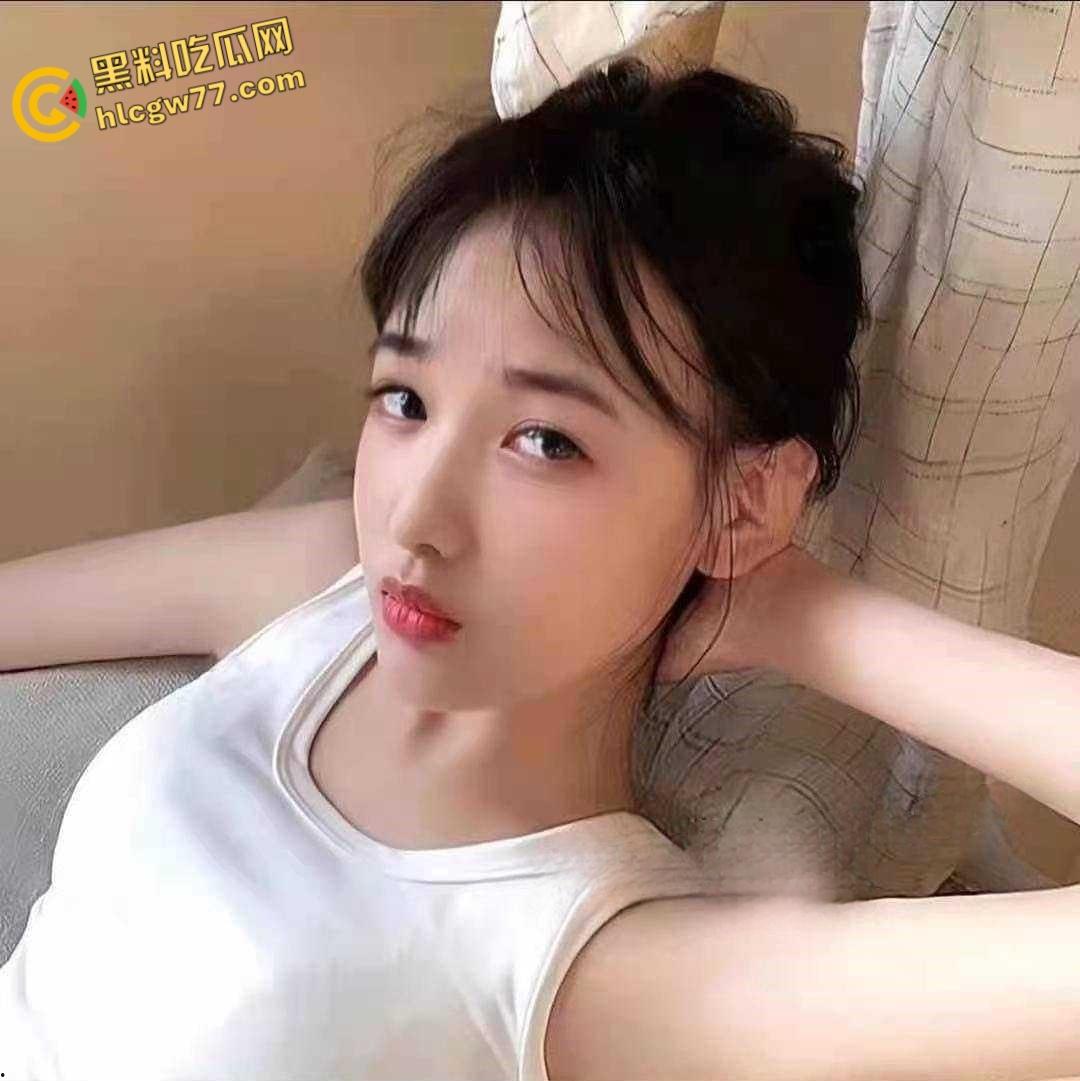 清纯留学生化身媚黑狂婊！聊天记录大曝光，深夜派对被黑人雄风征服，骚母狗的跨国狂欢炸裂全场！-10