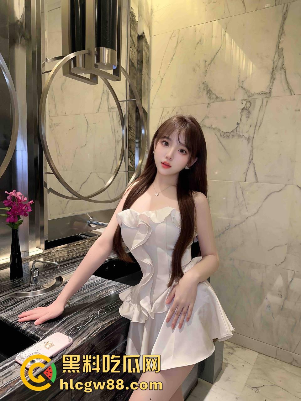 重庆人妻调教博主专业约啪调教无数人妻，细腰丰臀白虎嫩穴，皮鞭肛塞双洞齐下，内射成精盆性奴！-4