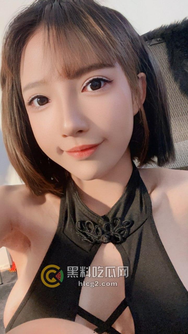 B站主播『大鹅炖蘑菇’』给榜一大哥的福利意外曝光，真的是骚婊子-3