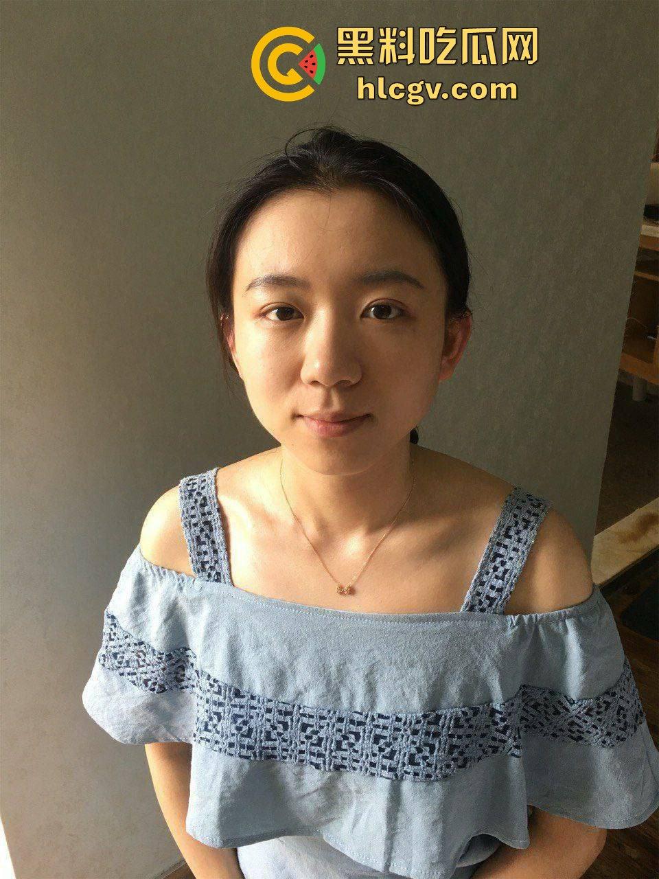 烟台大学毕业生【张岚】清纯外表下的狂野！毕业季拍照私密视频外泄，被男友爆出高潮全过程！-1