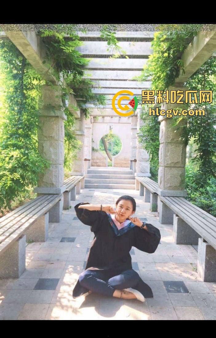 烟台大学毕业生【张岚】清纯外表下的狂野！毕业季拍照私密视频外泄，被男友爆出高潮全过程！-15