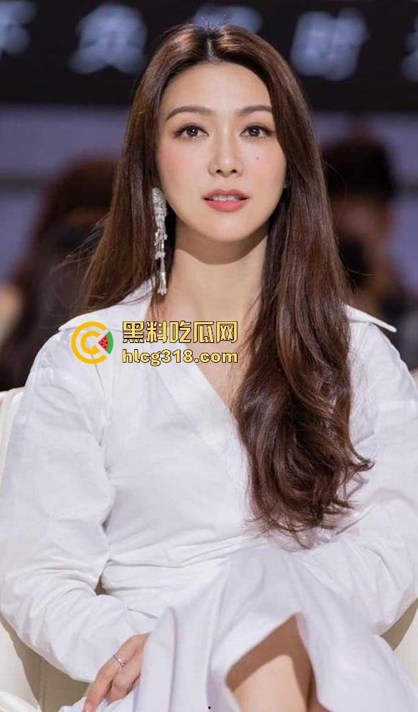 香港兔子警官变黑鬼宠物『薛凯琪』亲测黑屌开膛4分钟激战流出，最后少女被操成爆浆兔！-2