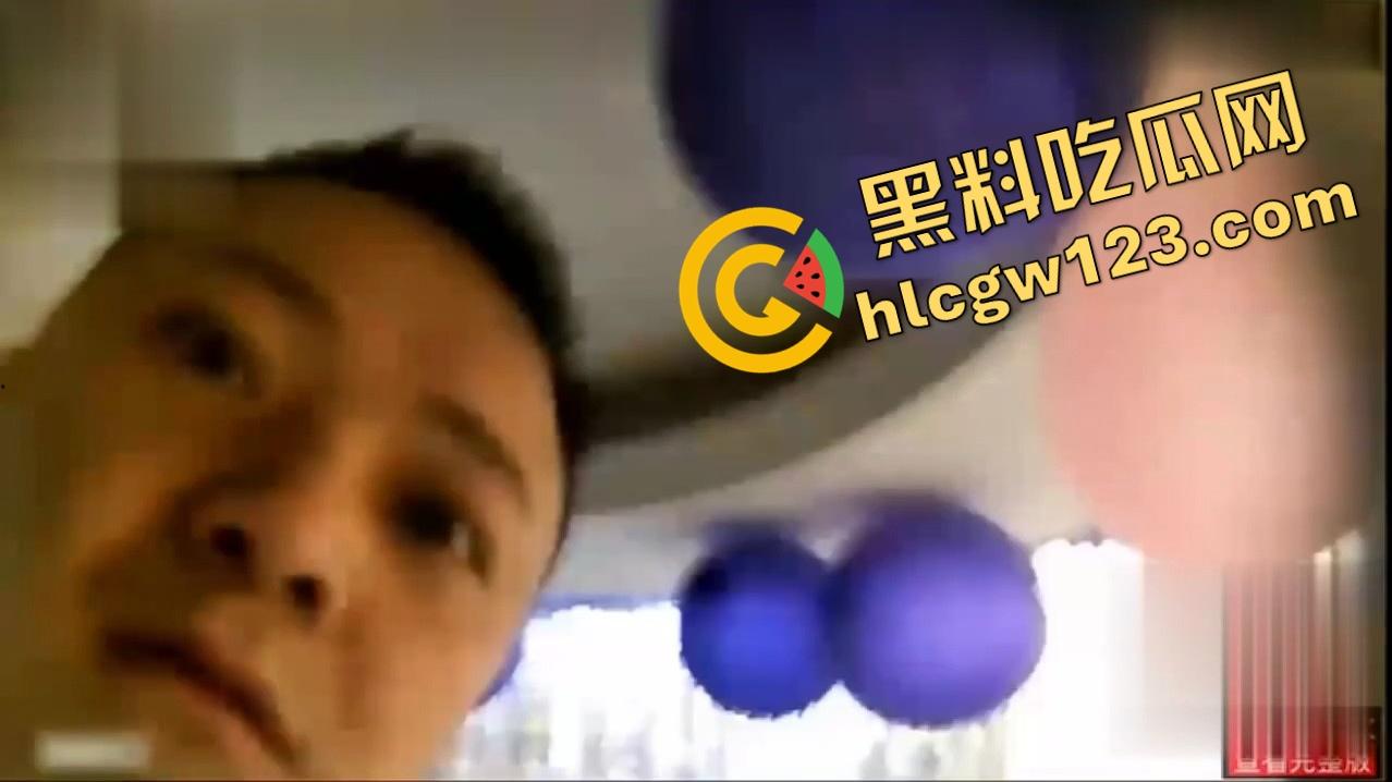 民宿开房无套爆操啪啪啪啪正激烈，换姿势换到发现针孔摄像头，女的还没高潮，摄像头先翻车！-13