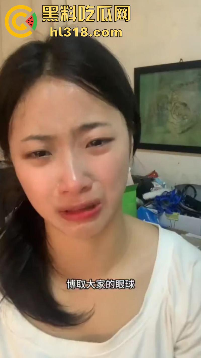 广东茂名化州擦边女被猥亵，穿性感吊带裙江边跳舞，被大叔发现直接上手摸臀猥亵，看来大爷憋不住了啊！-3