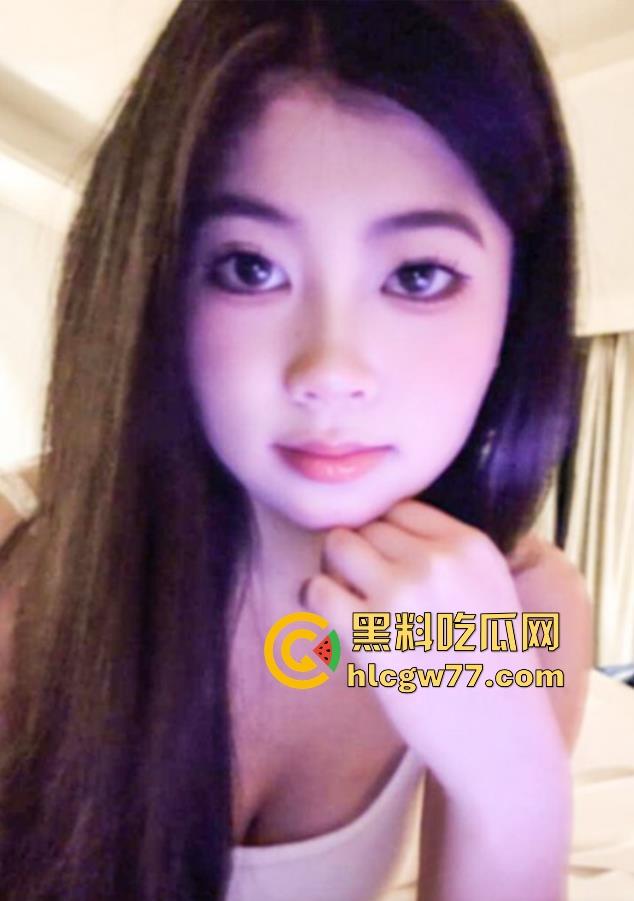 南昌净明道院 80岁道士【谢春根】借传功为名抚摸亲吻女孩私处 ，不但猥琐还收钱，真是越老越骚啊！-4