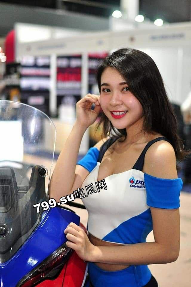 抖音 马来西亚 车模「Vievy.Vy」不雅照片外流 甜美女神身材超棒-7