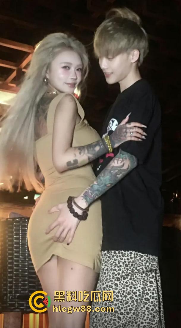 抖音【顾茜茜】精神小妹坑王，15岁判刑卖逼起家，炫富30万还洗白傅首尔，号被封活该！-12