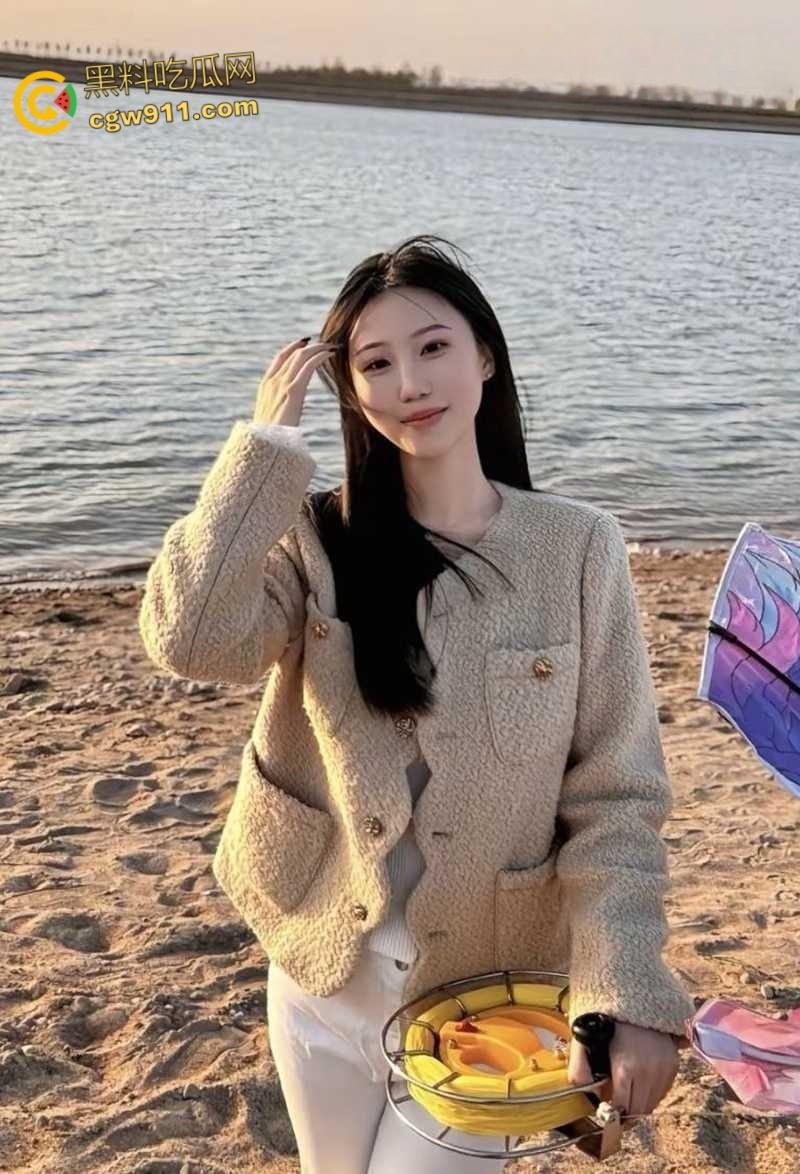 保定理工校花 【徐丽颖】，约炮成瘾玩情趣调教，穿JK戴狗链被爆操颜射吞精，堪称校园公交车随便上！-4