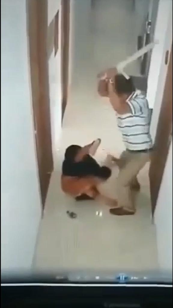 家暴合集  不知原因，不做圣母     不过暴力总归不是解决问题的办法，对仇人下手也不过如此吧-6