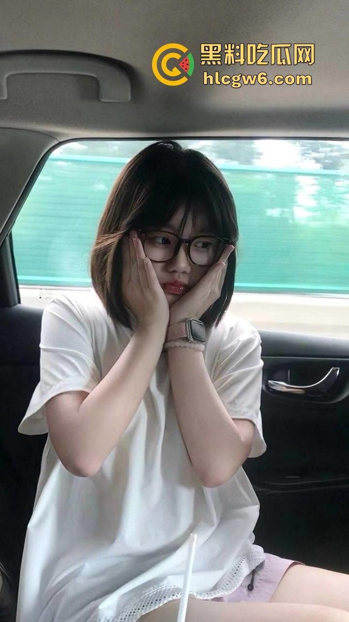 湛江校园乖乖女『袁雨怡』课后厕所吃鸡名场面曝光，老师还在办公室改卷她练枪，人狠话不多人小技术骚！-4