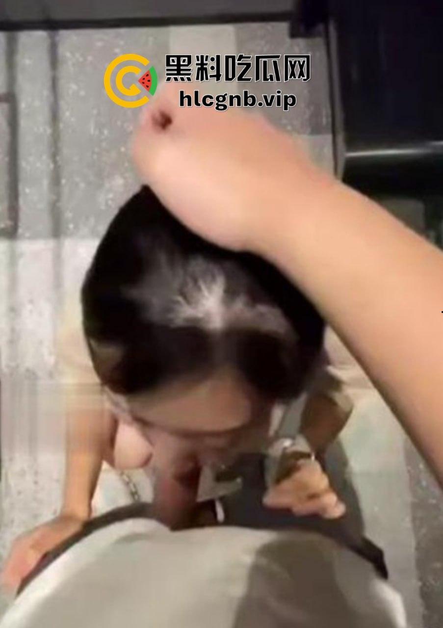 奔驰女销售蒋兮薇为业绩献身！黑丝制服酒店激战，深喉口交让客户爽翻天！-8