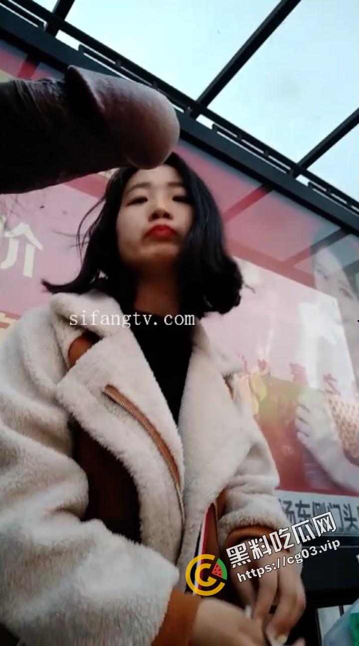 国产大变态 街射篇 速射通关达人 【黑虎】专场 专门挑街头的年轻路人妹子露屌  又收获一波表情包 （四）-15