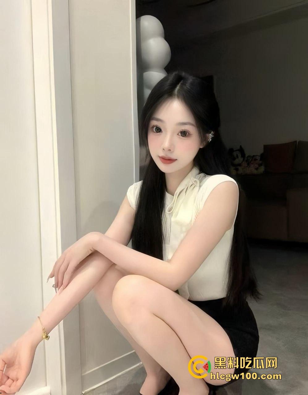 2025新年第一车震，河北【冀TF05906】车主田野激战，小蜜骑电动车赴约挨操，村口卫生纸撒一地！-5