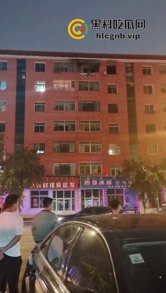 阜新县七楼家庭大战升级！夫妻吵架引发惊天爆炸，整栋楼人心惶惶！-4