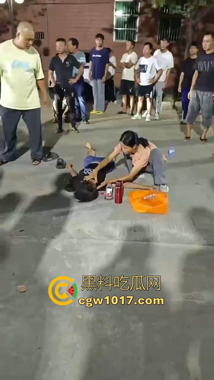 广东汕头市小女孩被三名精神小伙殴打致死，到底是什么仇什么狠啊，下如此毒手！-7