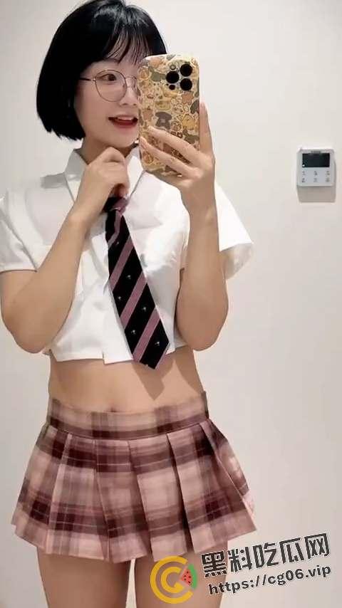 开盒超级烧鸡【王胜利】！盯射女神 阿黑颜大师 风骚反差萝莉 维密圈烧鸡-7