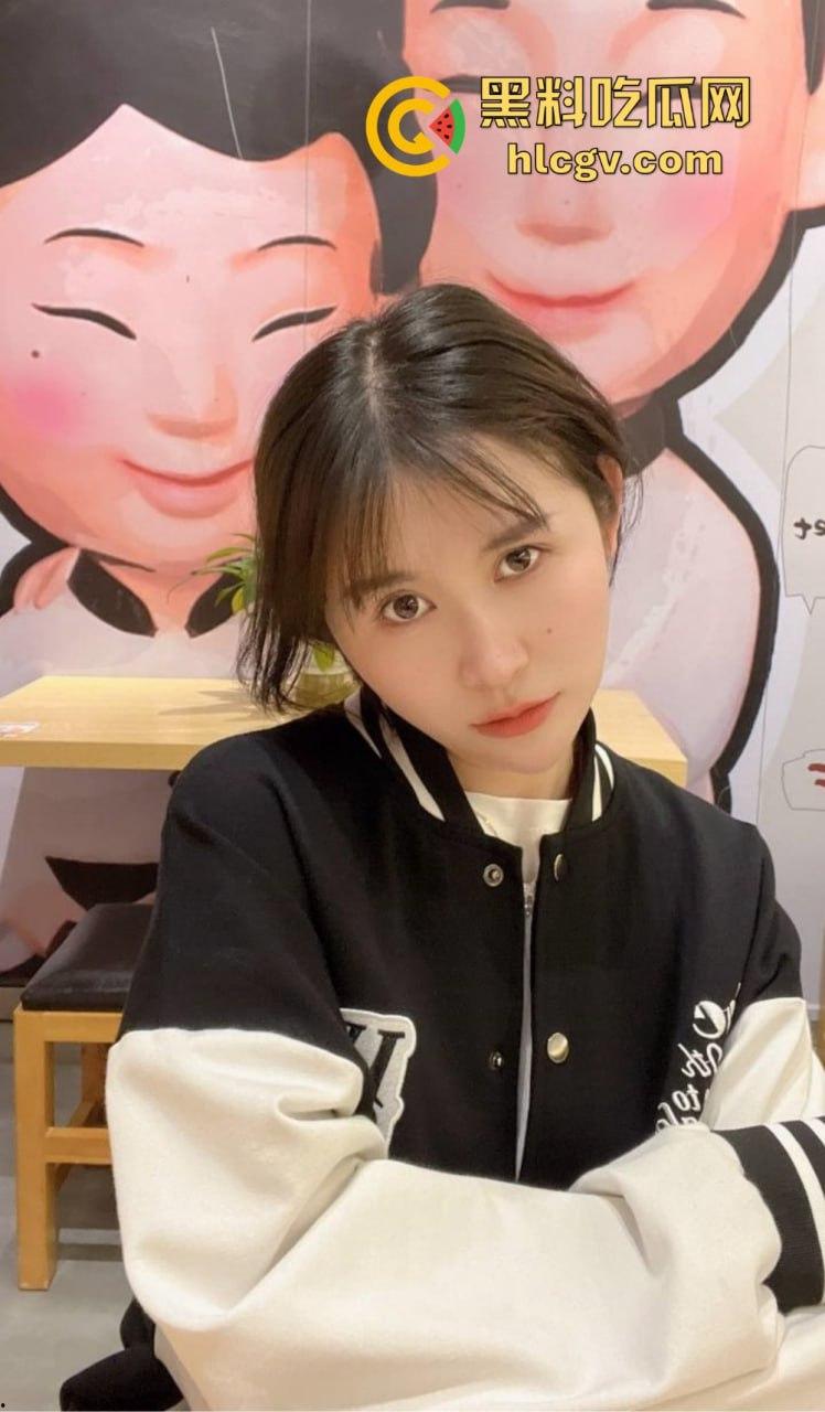 百度云惊爆富二代与极品女友啪啪视频！情侣私密日常被曝光，画面香艳十足！-7